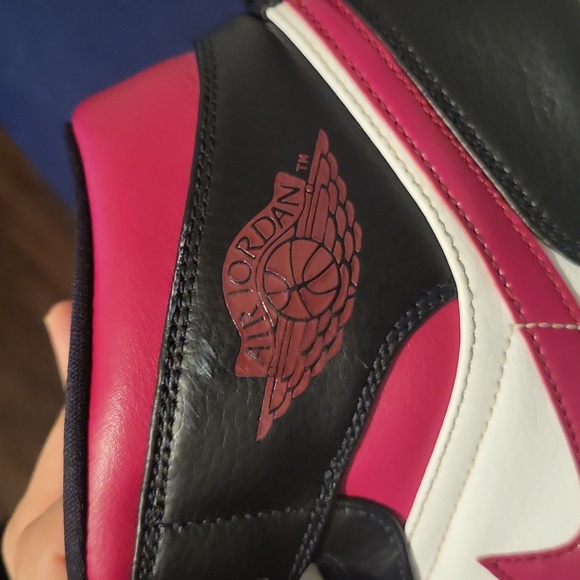 Men's jorda, in great condition, size men 11. - Picture 6 of 6